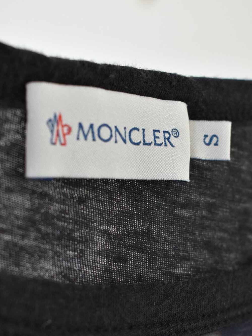 Moncler Maglia Girocollo Leopard Silk Wool Crew Neck T-Shirt - S - Picture 11 of 15